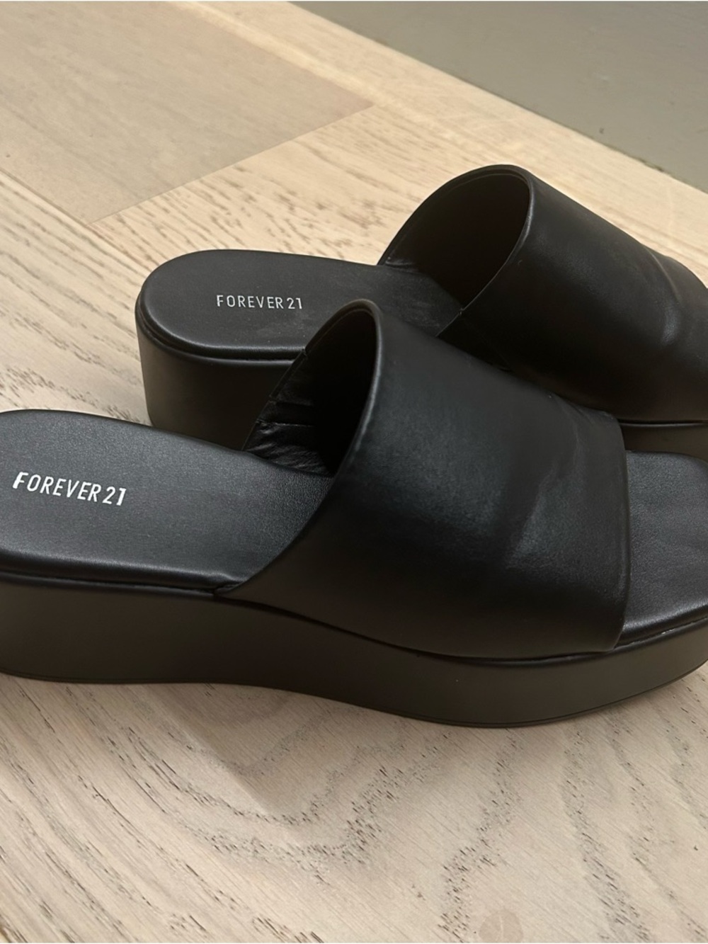 Forever 21 Black Platform Slide Mules
